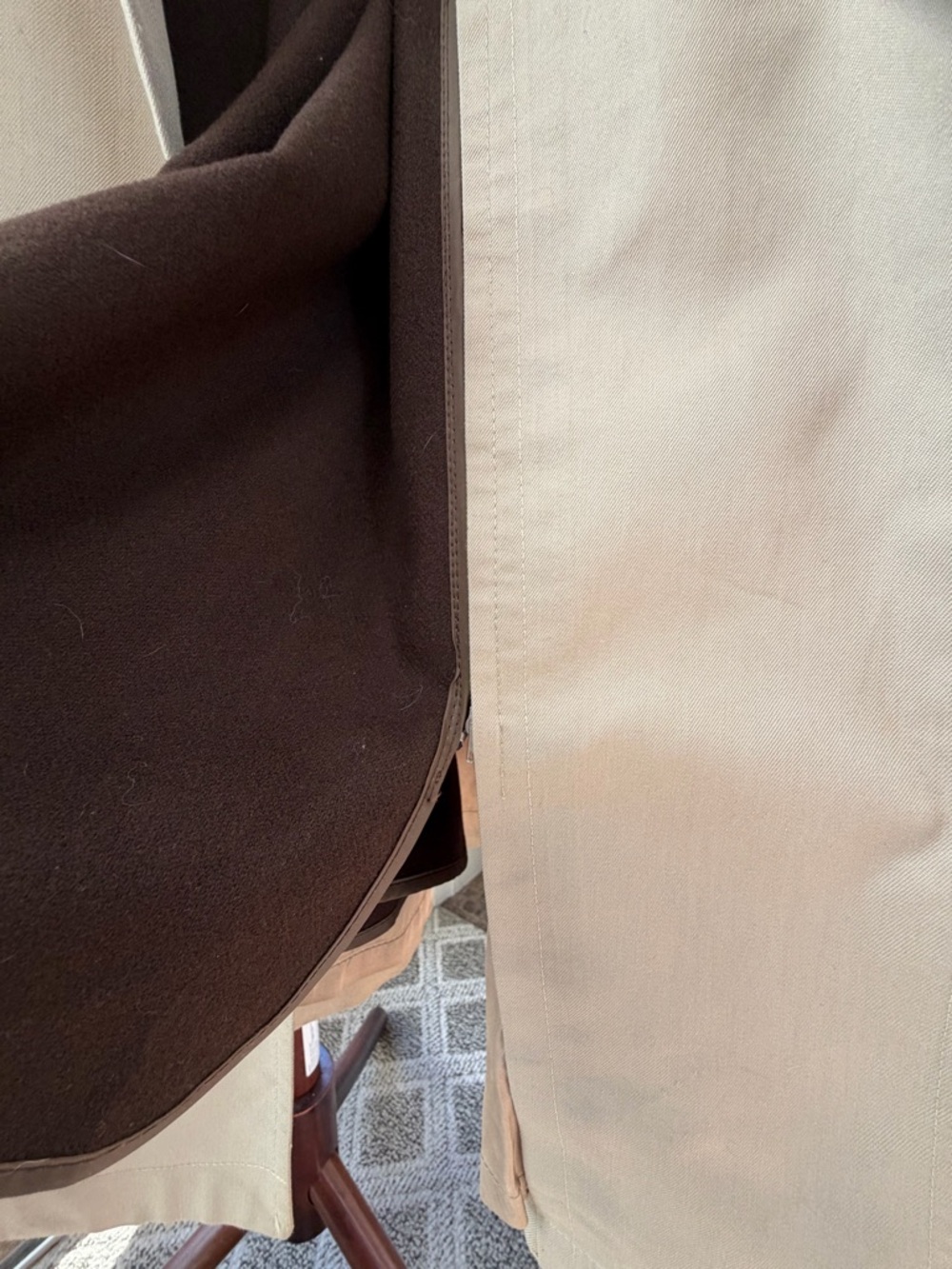 Dior Unisex Beige Double-Breasted Trench Coat - Picture 8 of 13